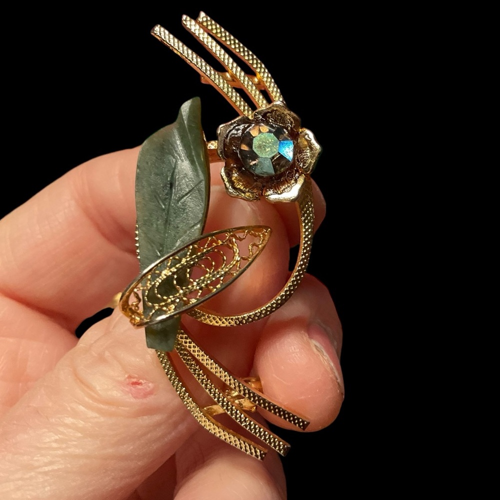 Jade brooch vintage rare
